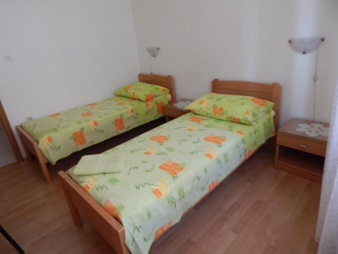 Apartments Zoki - Great Location Close To The Sea Vis Bagian luar foto