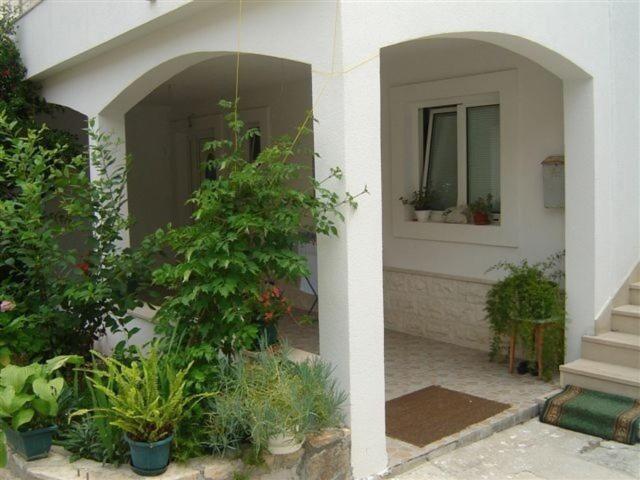 Apartments Zoki - Great Location Close To The Sea Vis Bagian luar foto